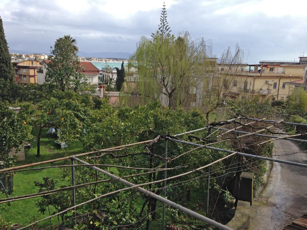 Casa Sul Monte D'Oro Appartement Scauri  Buitenkant foto